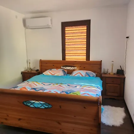 къща еребор *