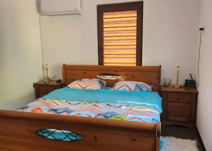 къща еребор *