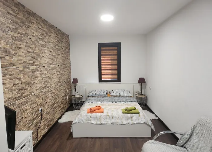 Дом отдыха къща еребор *