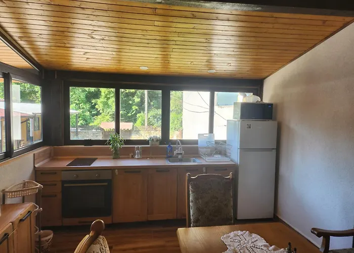 къща еребор