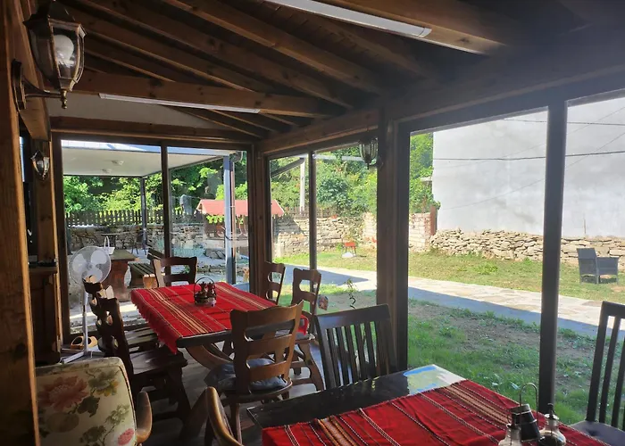 къща еребор Дом отдыха Radantsi